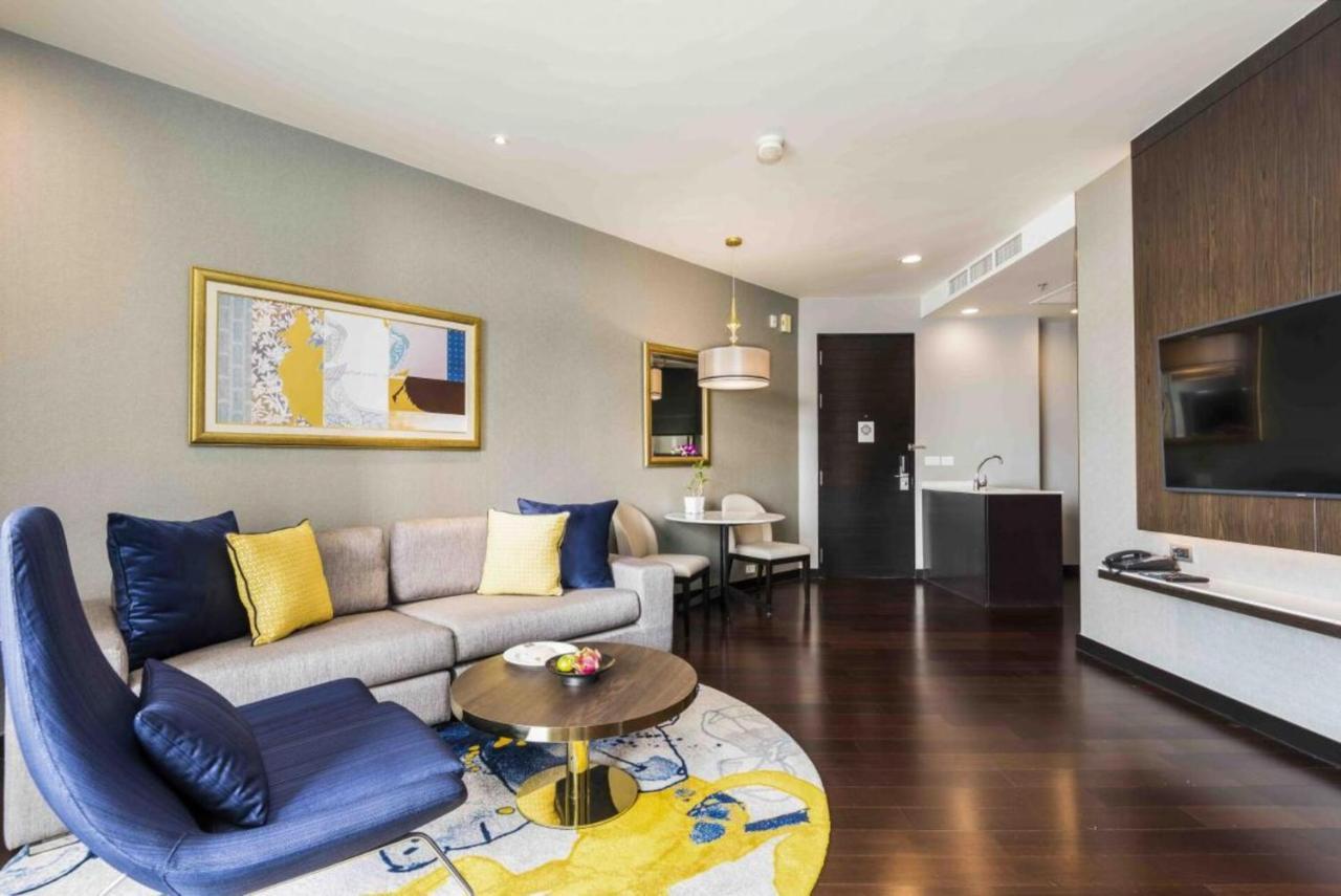 Chatrium Hotel Riverside Μπανγκόκ Εξωτερικό φωτογραφία A living room at the hotel
