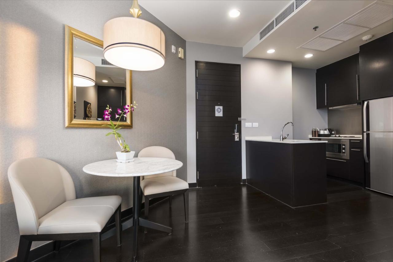 Chatrium Hotel Riverside Μπανγκόκ Εξωτερικό φωτογραφία A typical apartment interior