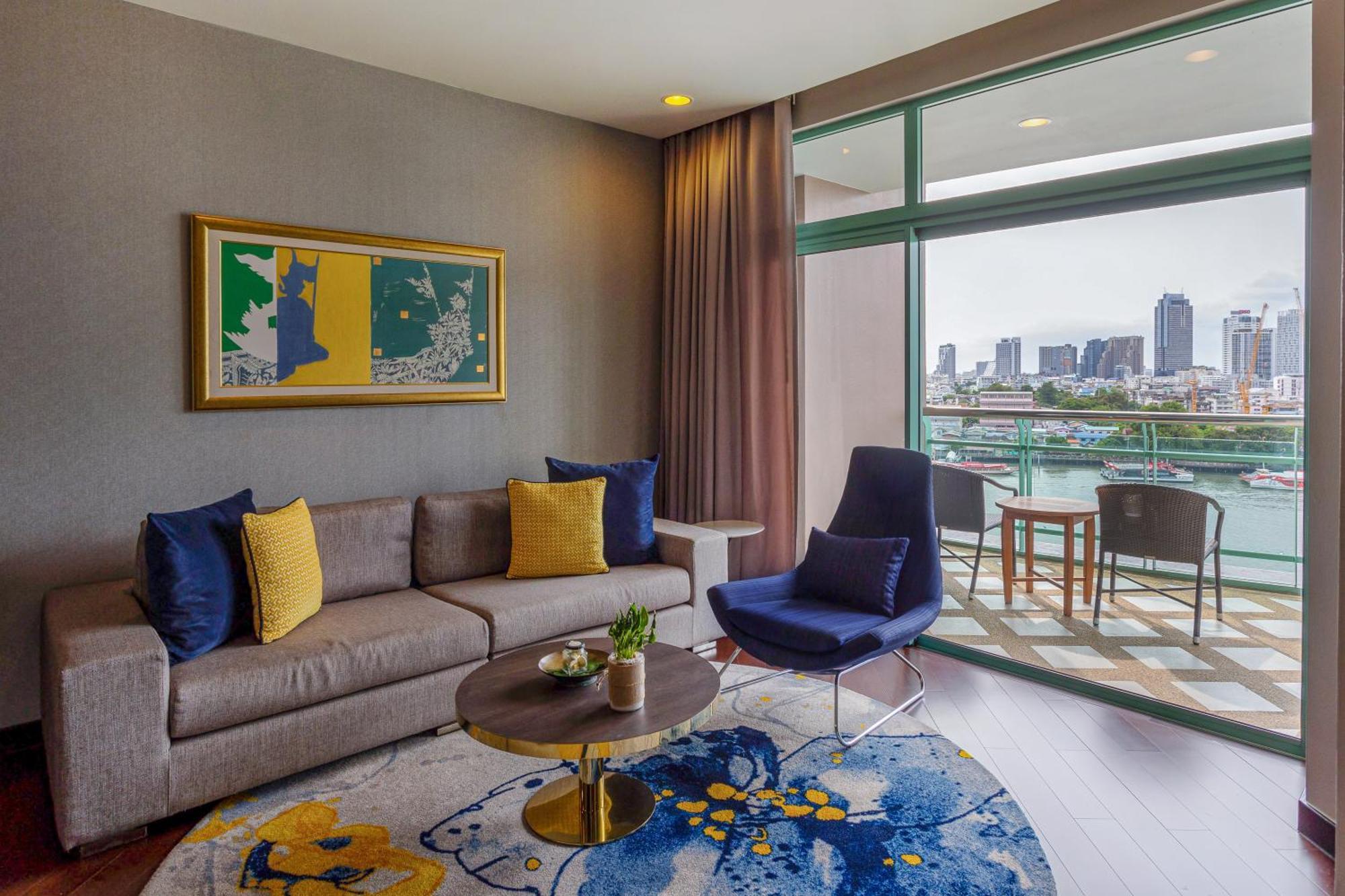 Chatrium Hotel Riverside Μπανγκόκ Εξωτερικό φωτογραφία A suite at the Hilton San Diego Bayfront
