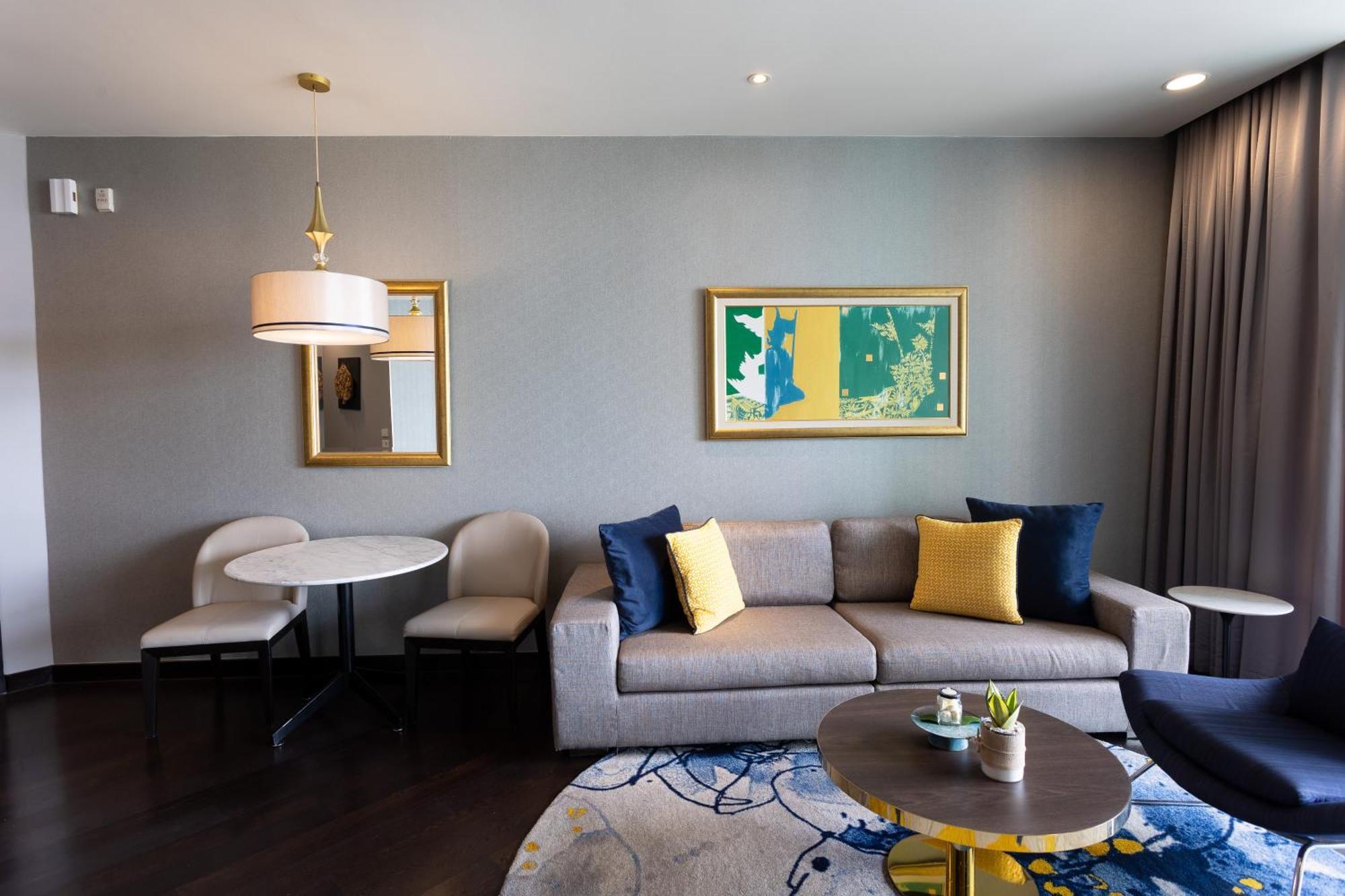 Chatrium Hotel Riverside Μπανγκόκ Εξωτερικό φωτογραφία A living room at the hotel